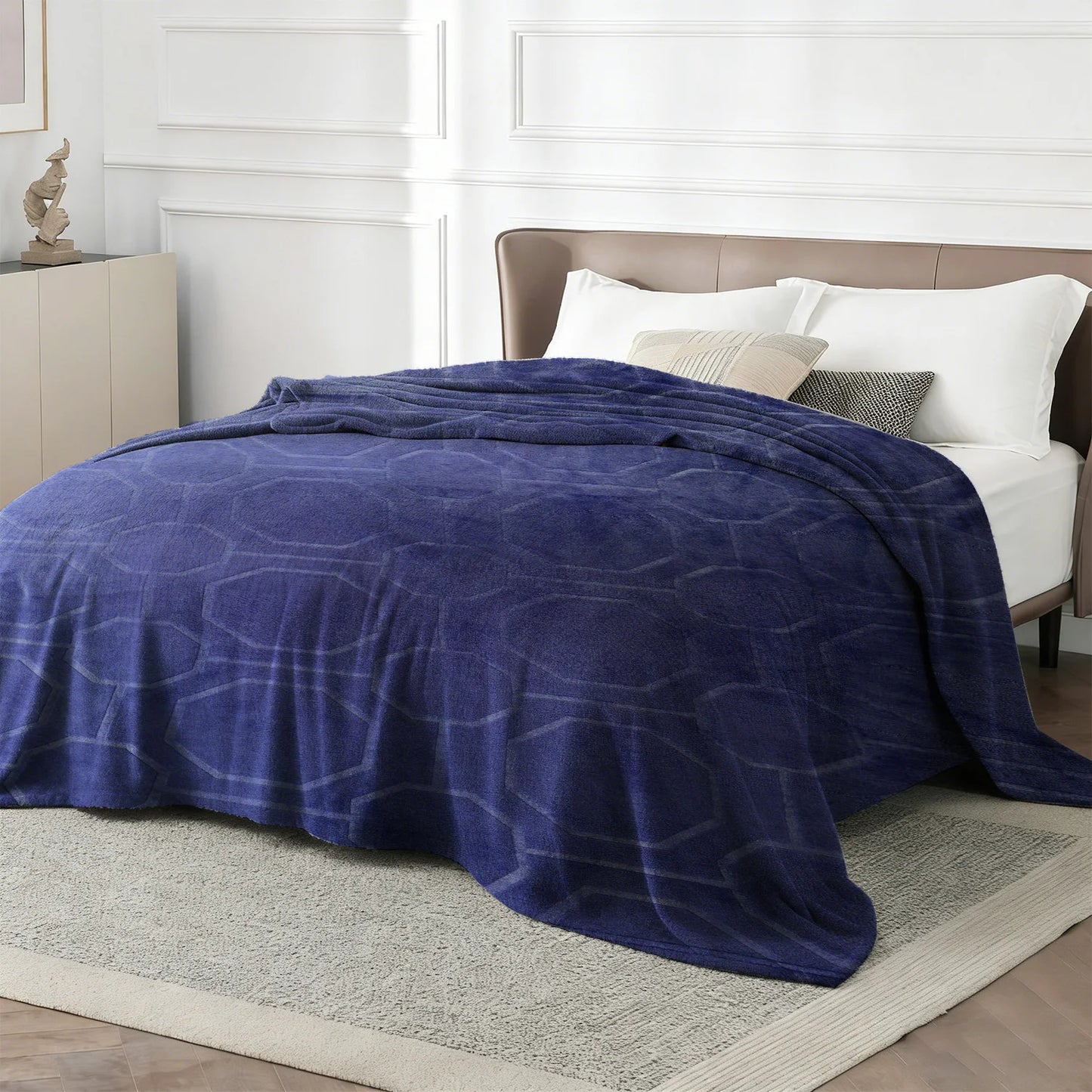 Rosekind Cozy Faux Fur Soft Plush Throw Blanket for Home