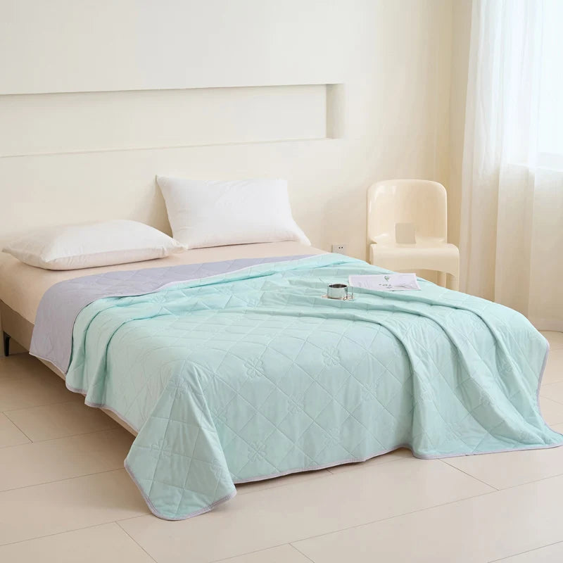 ROSEKIND Cooling Blanket For Hot Sleepers, Soft Lightweight Summer Bedding