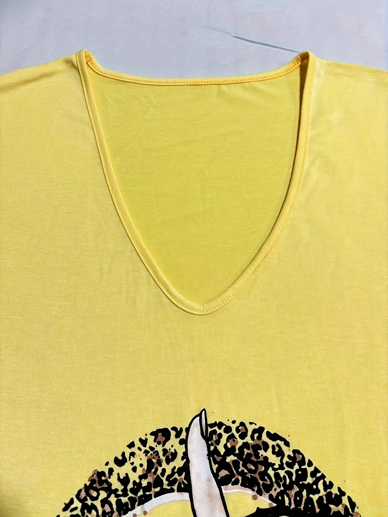 Leopard Lips Womens V Neck Loose Casual Short Sleeve Tshirt