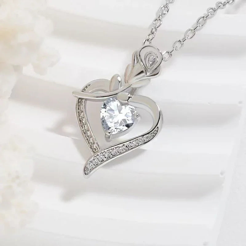 Zhixun Zinc Alloy Heart Shaped Pendant Necklace With Mood Tracker
