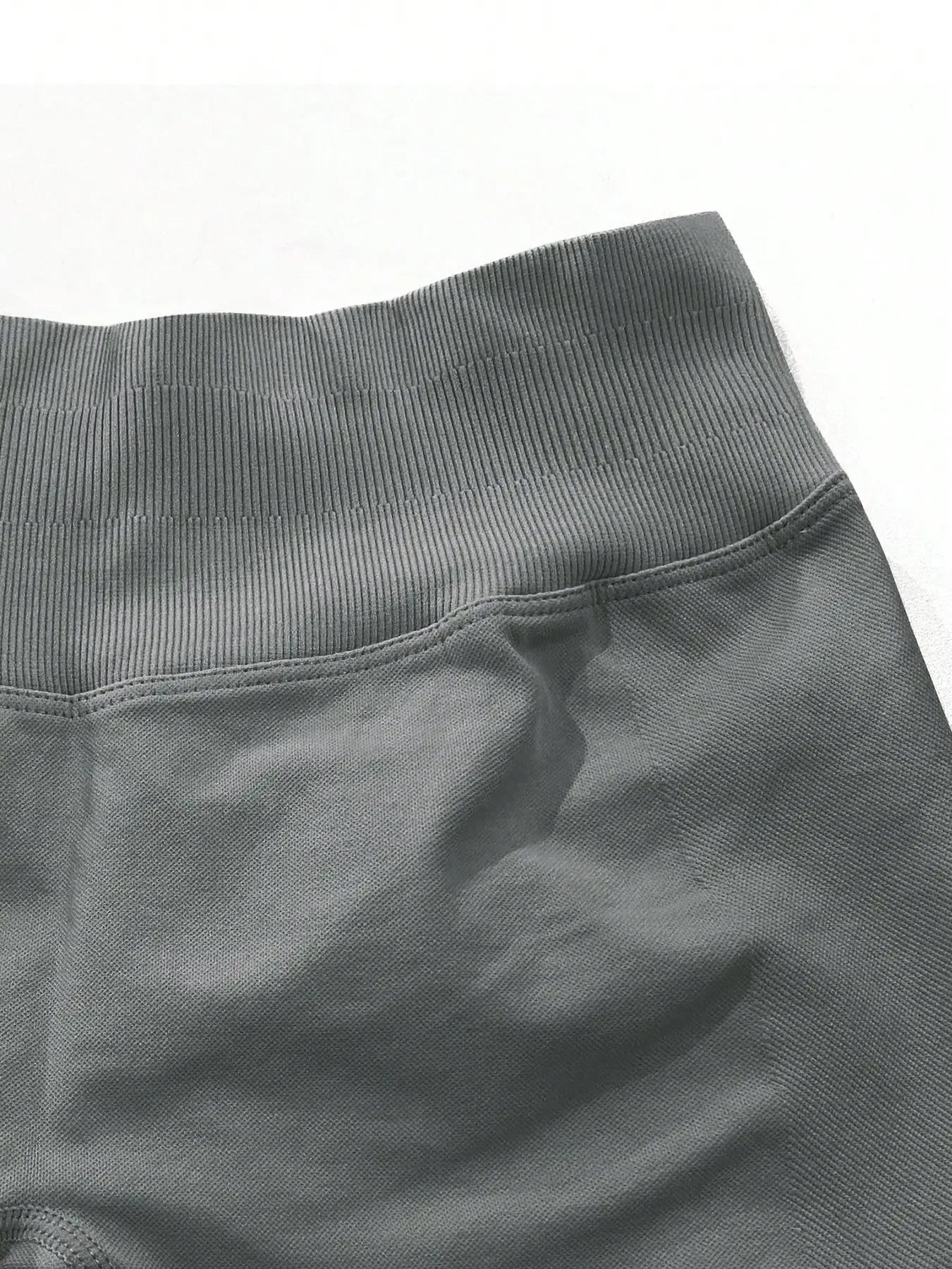 Women's Seamless Butt Lifting Sports Shorts For Gym Cycling And Run