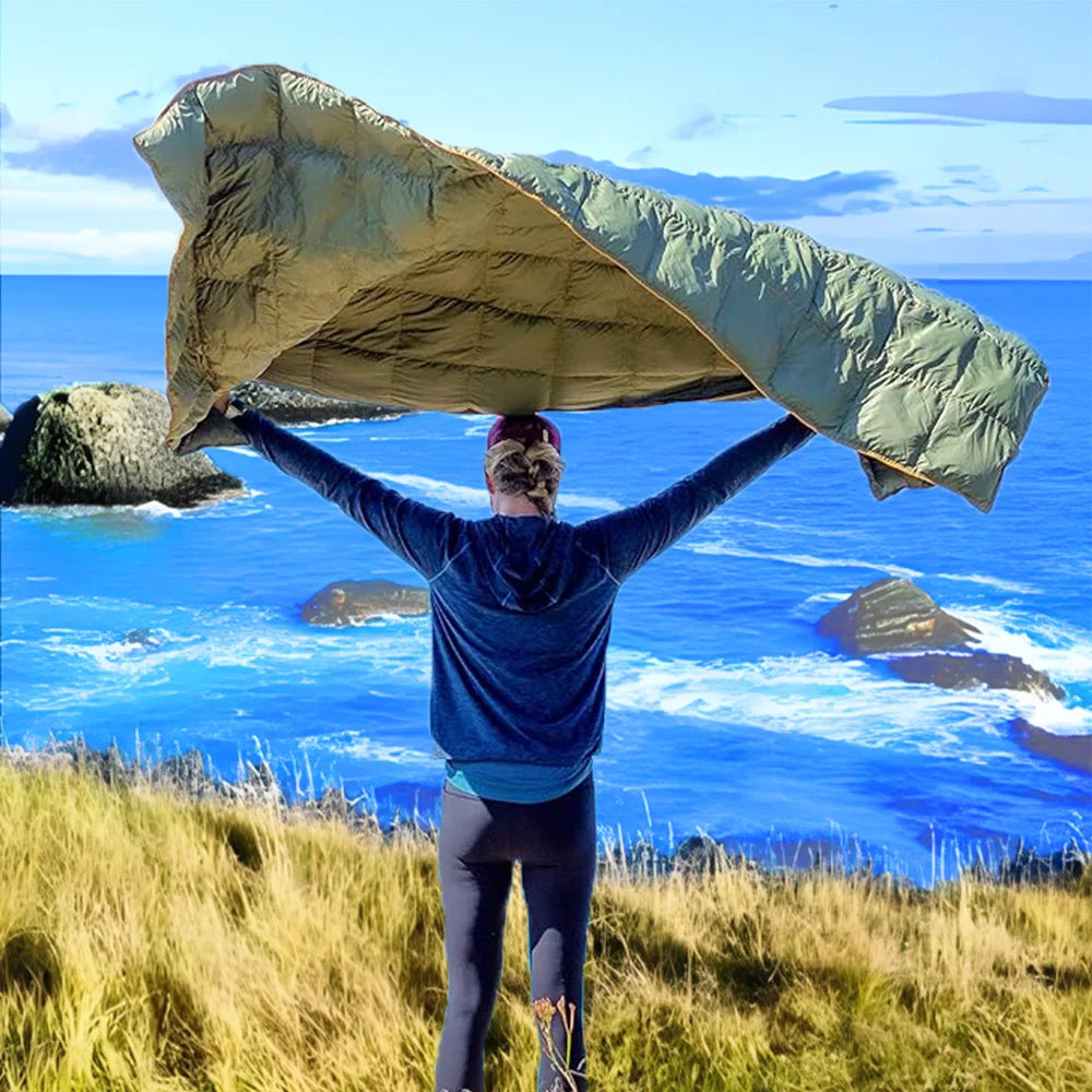 Lightweight Puffy Camping Blanket Waterproof Down Alternative Quilt