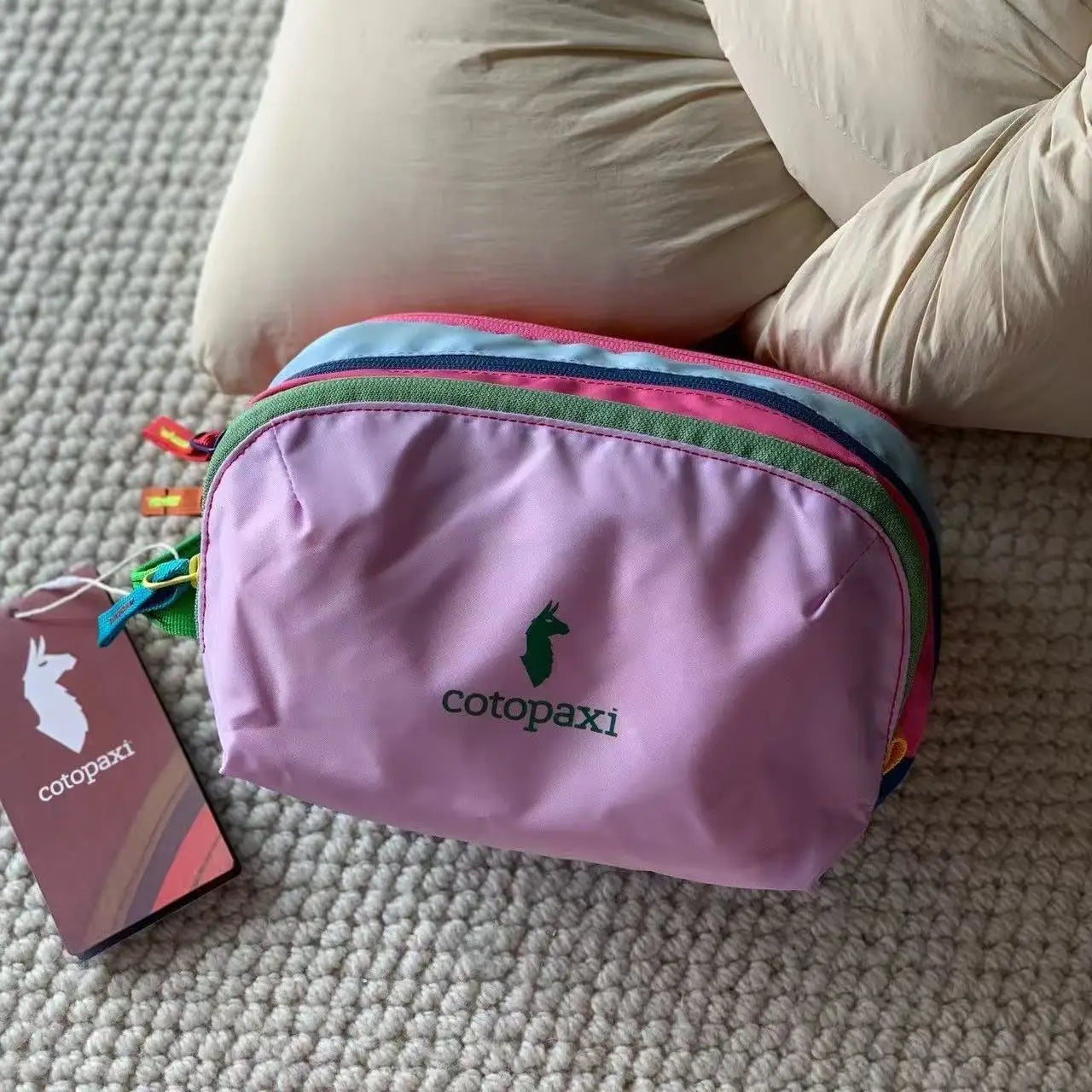 Waterproof Nylon Travel Toiletry Bag For Cosmetics Organization