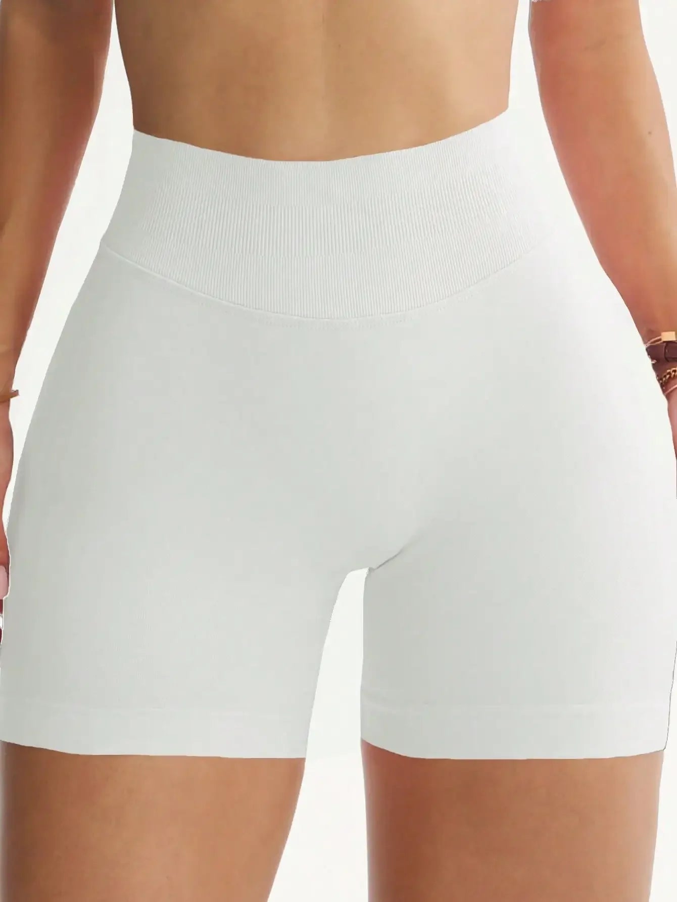 Women's Seamless Butt Lifting Sports Shorts For Gym Cycling And Run