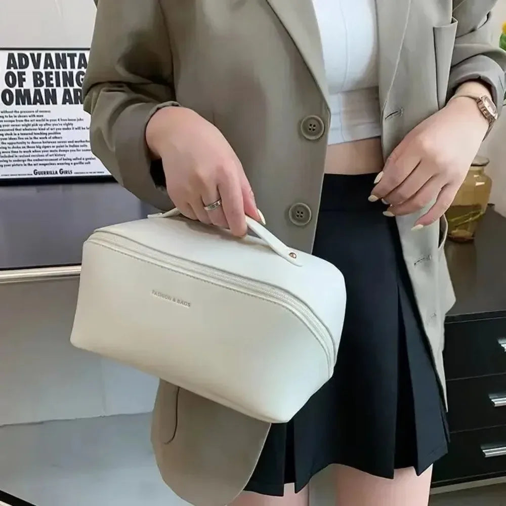 Luxury Polyester Travel Cosmetic Bag Makeup Organizer Pouch